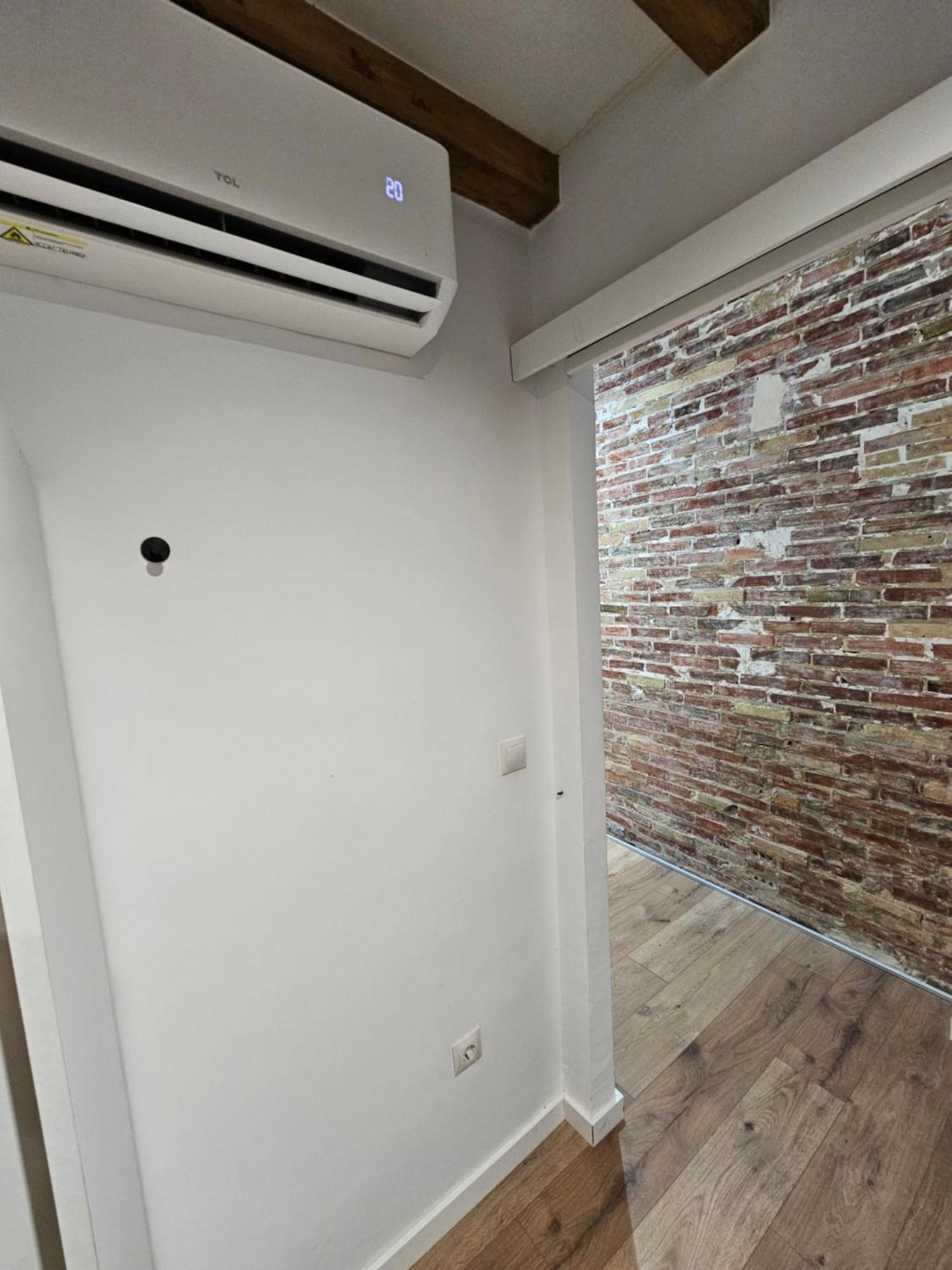 Bear Homes - Olimpia Suite Valencia Room photo